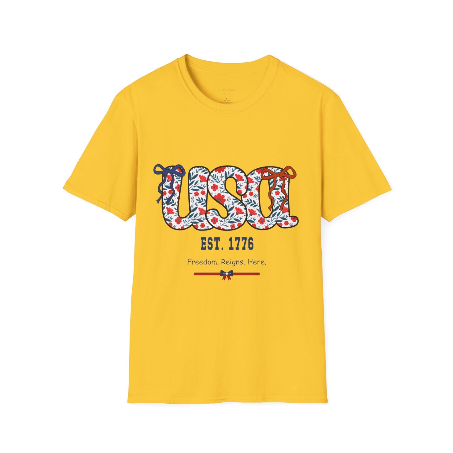 USA - Freedom Reigns Here - T-Shirt