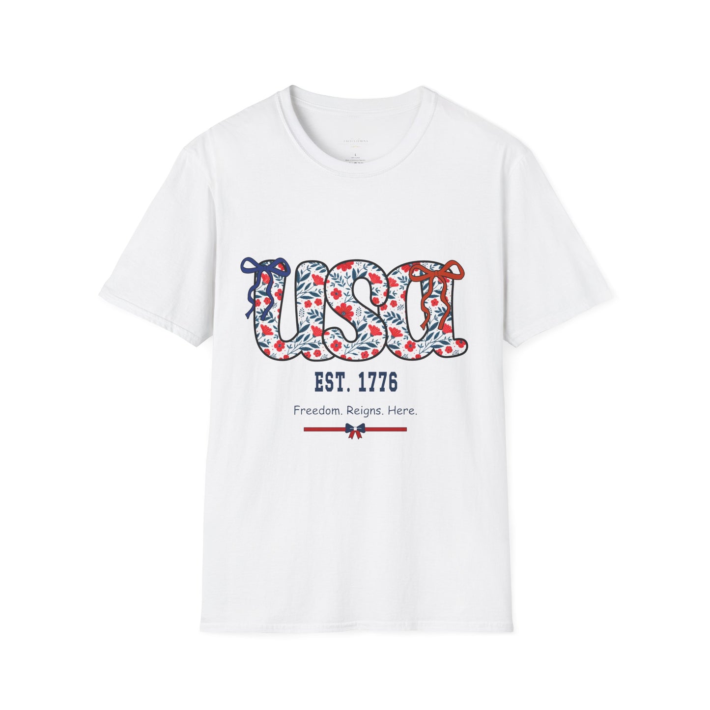 USA - Freedom Reigns Here - T-Shirt
