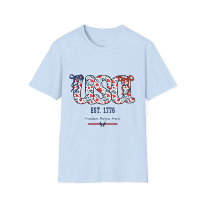 USA - Freedom Reigns Here - T-Shirt